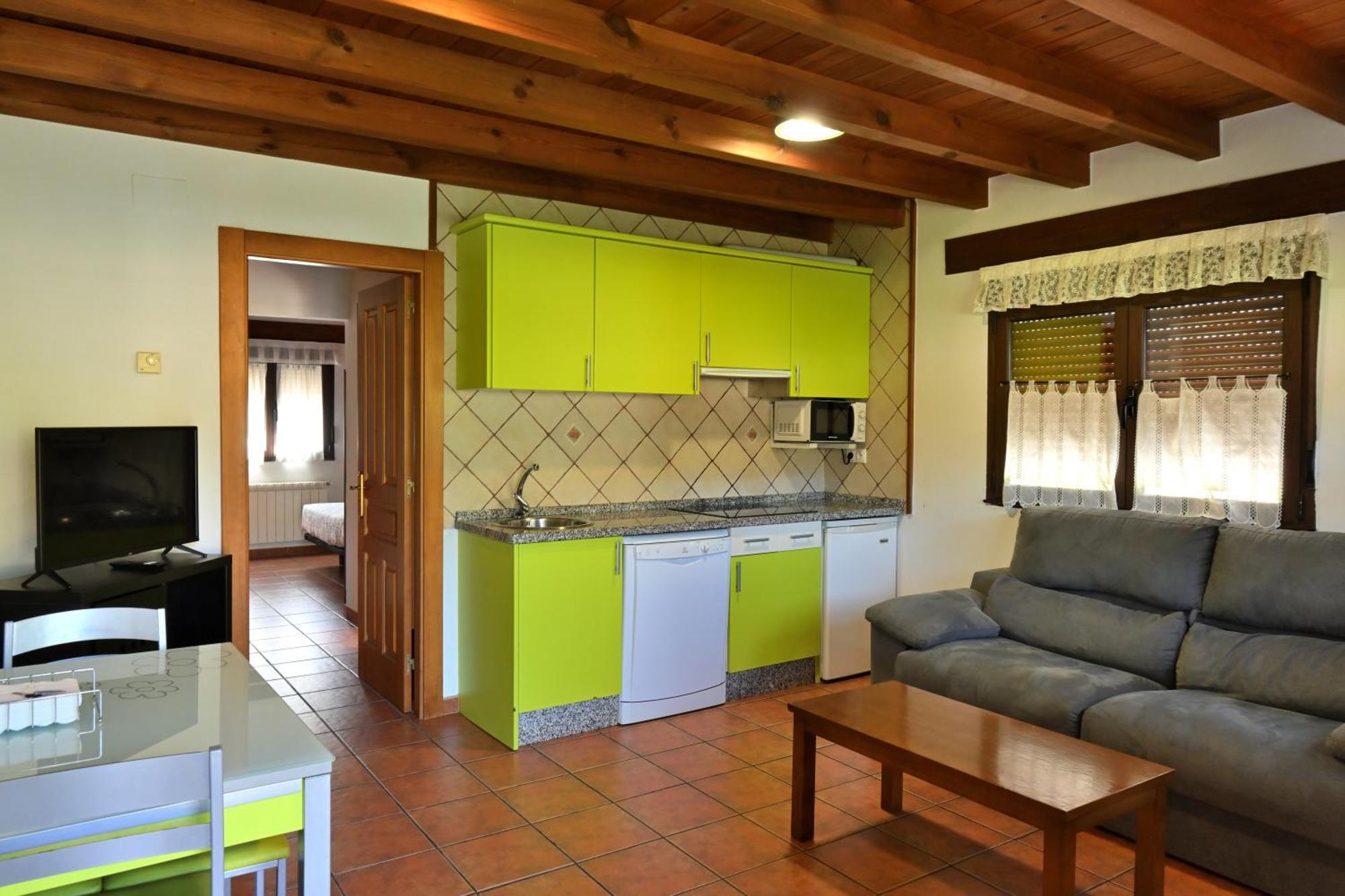 Apartamentos Aires De Avin - Onis Zewnętrze zdjęcie